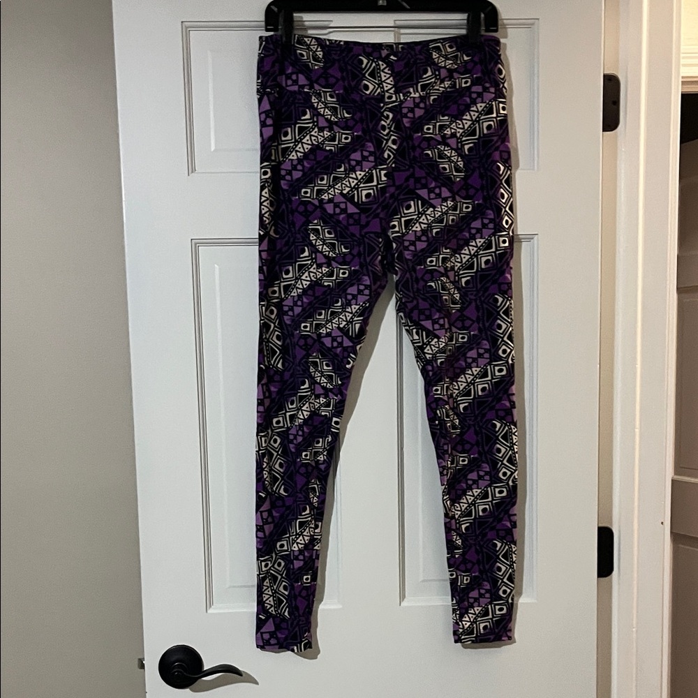 LulaRoe Purple and Black Geometric Leggings